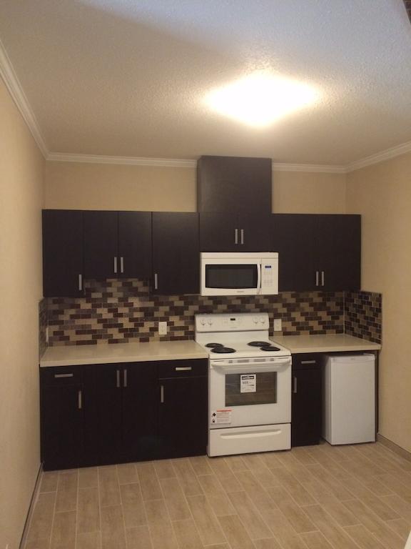 במוטל Super 8 By Wyndham Watrous חדר תמונה